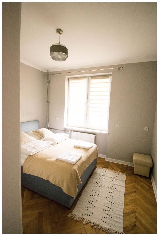 Color 24 Apartament III Stalowa Wola Buitenkant foto